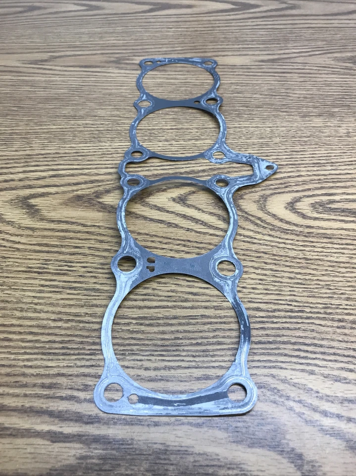 SUZUKI KATANA GSX750F 1998-2006, PIEZA JUNTA CILINDRO # 11241-27A04 Foto 2 de 4