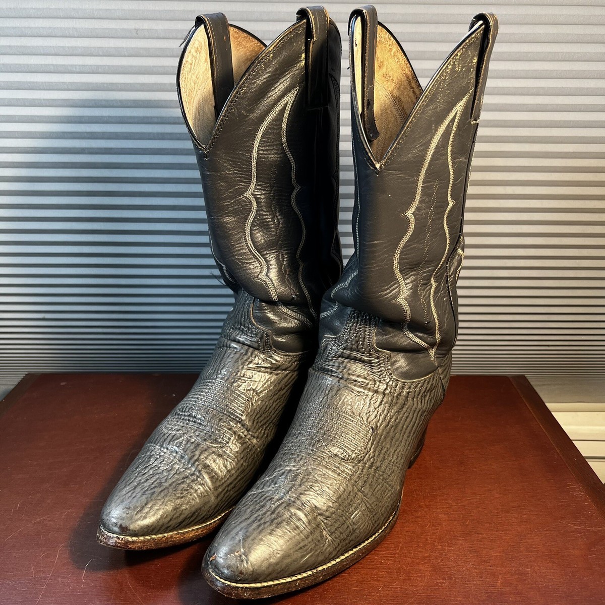 VTG Abilene Men's 9.5D Cowboy Boots Grey Sharkskin Leather USA