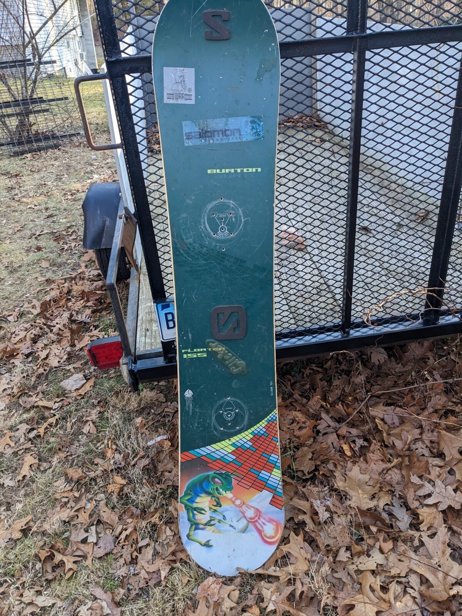 VTG BURTON Floater 155 Snowboard 60 inches (152 centimeters VTG BURTON Floater 155 Snowboard 60 inches (152 centimeters