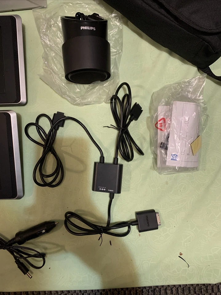 Video portátil para automóviles Philips PV9002i/Twin Play Foto 4 de 4