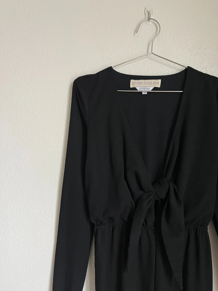 STONE COLD FOX Stardust Plunge Flare Leg Jumpsuit in Black Size 1/SMALL - Image 3 of 4