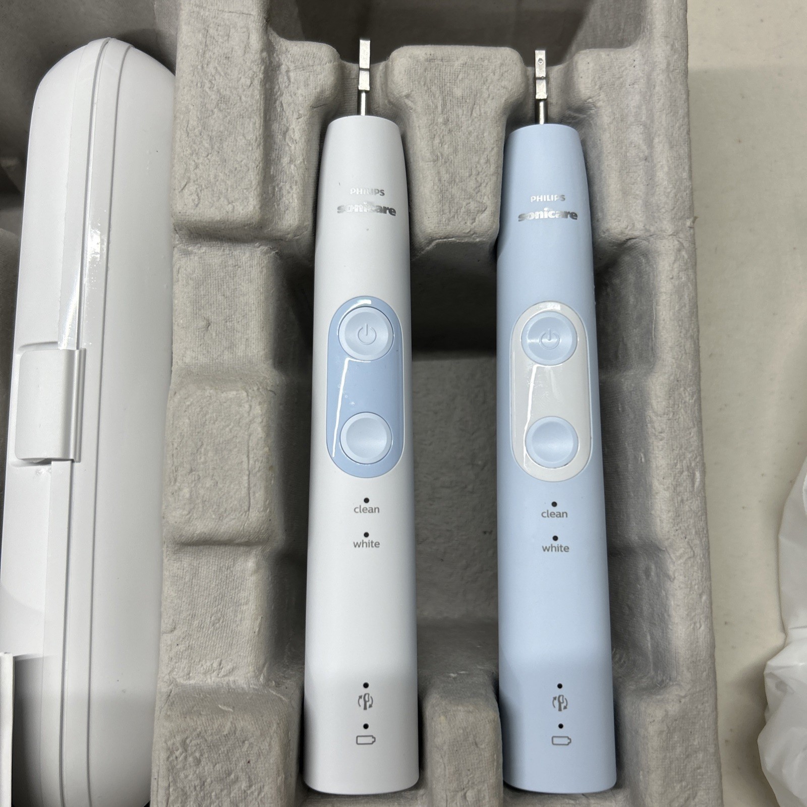 Philips Sonicare Optimal Clean Rechargeable Electric Toothbrush 2-pack “used”
