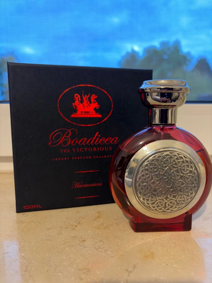 Boadicea the Victorious Harmonious Parfum 100ml /Made in England / 100% Original - Bild 3 von 4