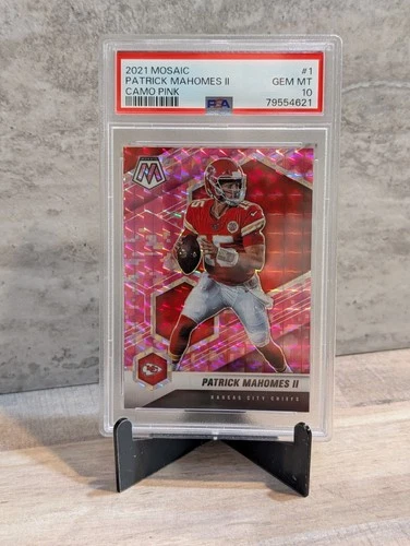 2021 Panini Mosaic Patrick Mahomes II Camo Pink #1 Gem Mint 10 Graded