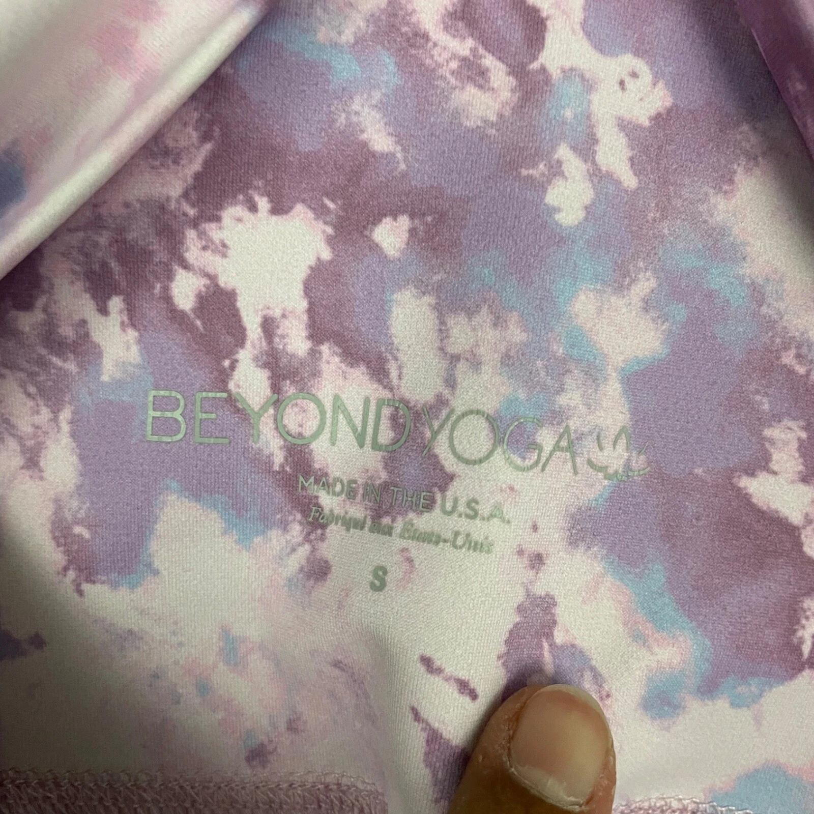 beyond-yoga tie dye abstract gym activewear workout leggings