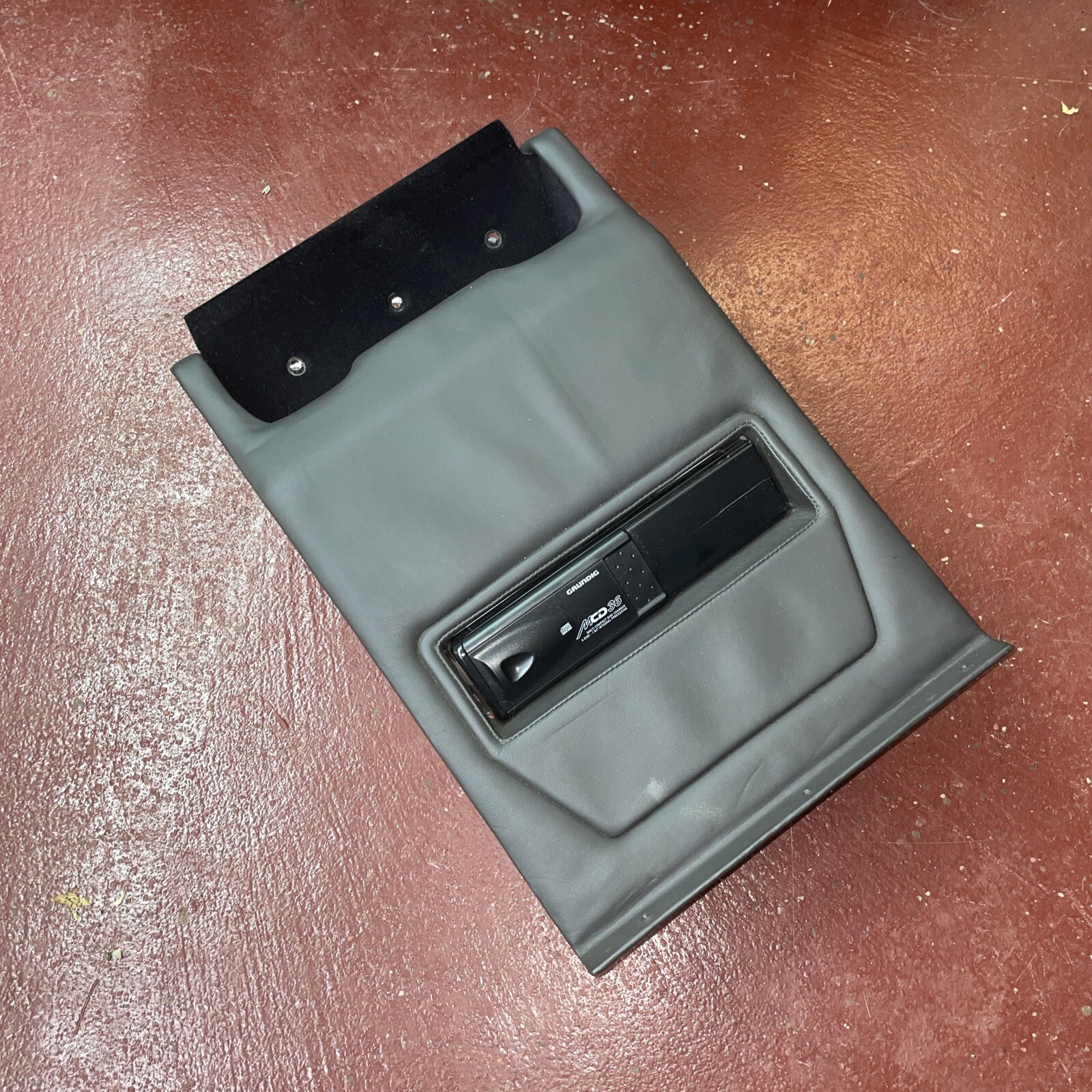 LAMBORGHINI MURCIELAGO LP640 RIGHT REAR SEAT PANEL COVER w/ GRUNDIG CD CHANGER