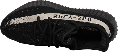 adidas yeezy oreo