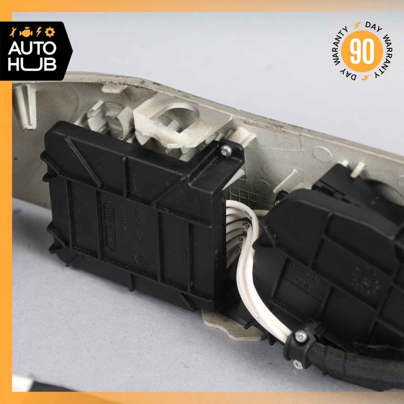 03-13 Maserati Quattroporte M139 Front Right Seat Control Switch 40809005 OEM