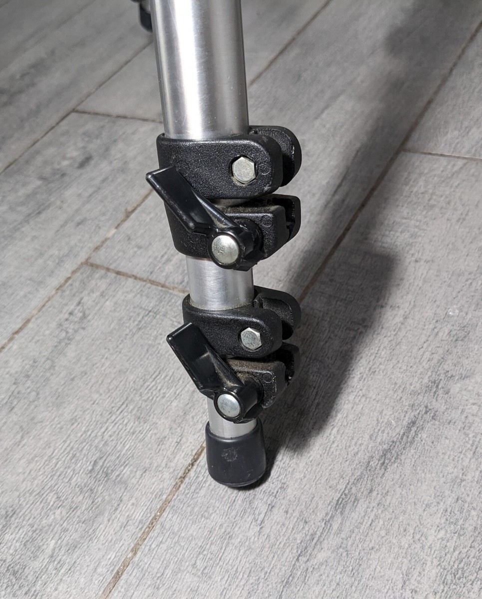Bogen Manfrotto 3020 Professional Tripod With Bogen 3025 Bogen Manfrotto 3020 Professional Tripod With Bogen 3025