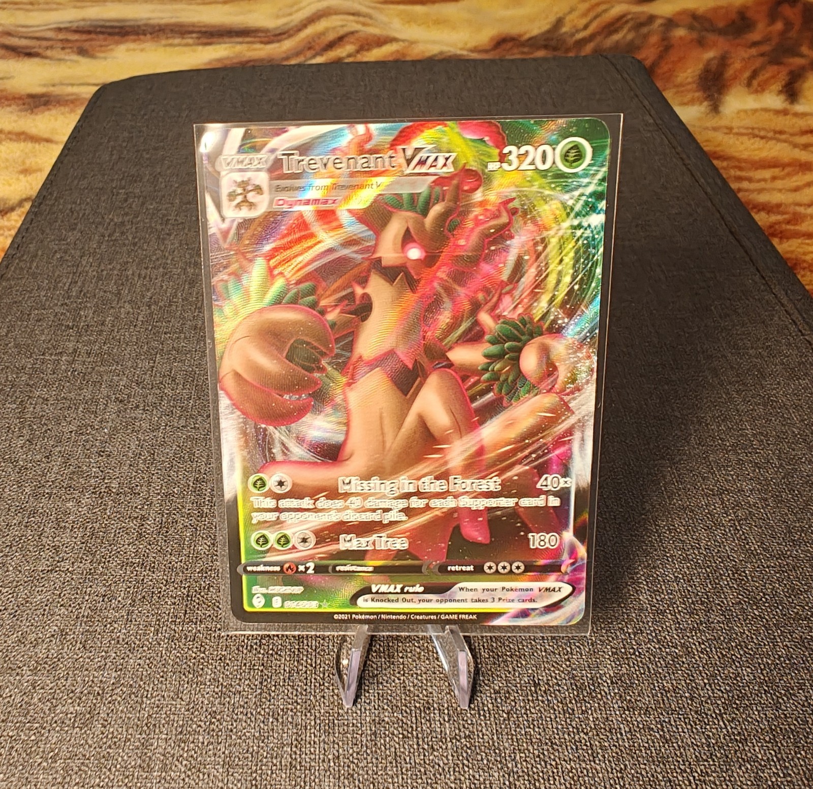 Pokemon Trevenant VMAX NM: Rare Holo Full Art : Treevenant Evolving Skies 14/203