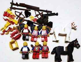 VINTAGE LEGO 6073 CASTLE ARMOR LION FALCON KNIGHTS 1984 SET W/ INSTRUCTIONS LOT