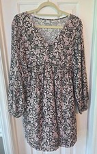 Old Navy Pink Gray Floral V Neck Dress Medium EUC 