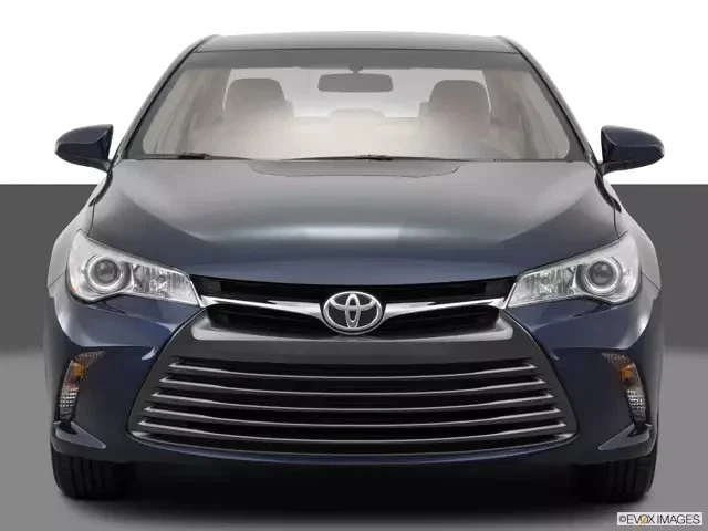 Rejilla delantera Toyota Camry emblema logotipo LE XLE 2012 2013 2014 2015 2016 2017 Foto 4 de 4