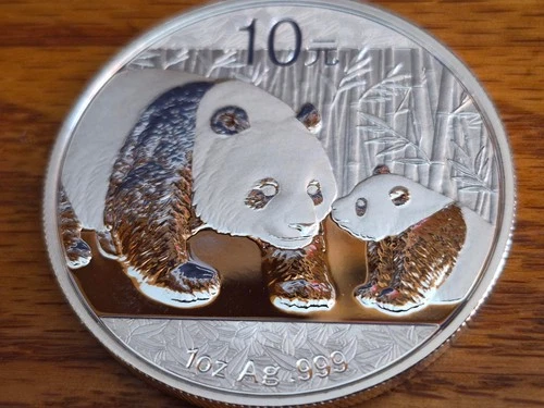 1 oz. Silver 10Y Chinese Panda Coin 2011, .999 Pure Silver BU Capsuled