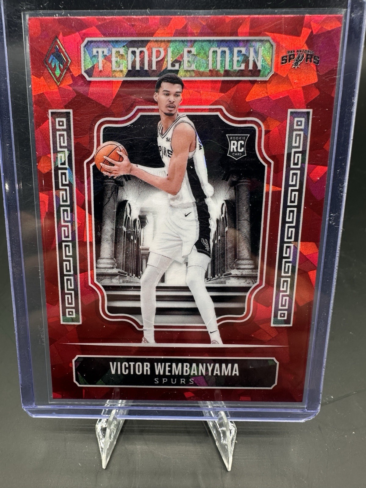 2023-24 Panini Phoenix - Temple Men Victor Wembanyama #7 Red Ice (RC)