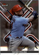 2022 Topps Finest Baseball Card #90 Yadier Molina
