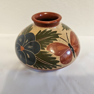 San Juan De Oriente Nicaraugua Pottery Vase Signed LUZ AMANDA GUTIERREZ