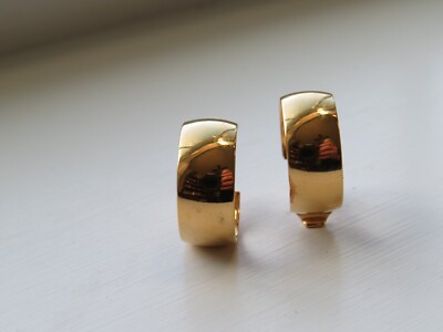 Vintage Monet Clip On Earrings - Gold Toned Open Loop style