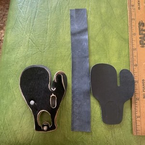 Vintage Ben Pearson ? Bear ? Right Hand Calf Hair Archery Bow Shooting Tab