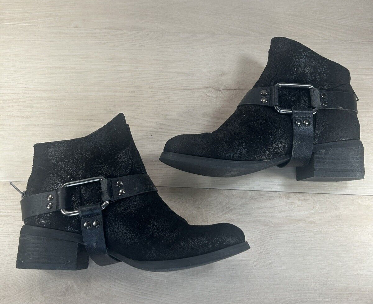 Not Rated Western Harness Women Ankle Boots Size 7 Black Low Heel Cowboy Boho
