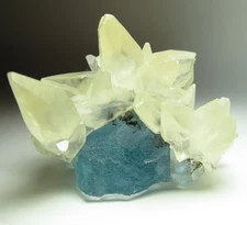 DRAMATIC AESTHETIC CALCITE ON BLUE FLUORITE!!! MINERVA NO. 1 MINE ILLINOIS
