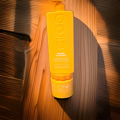 Circa Mango & Coconut Hydrating Shower Gel Body Wash 1,000 mL / 33.8 fl oz