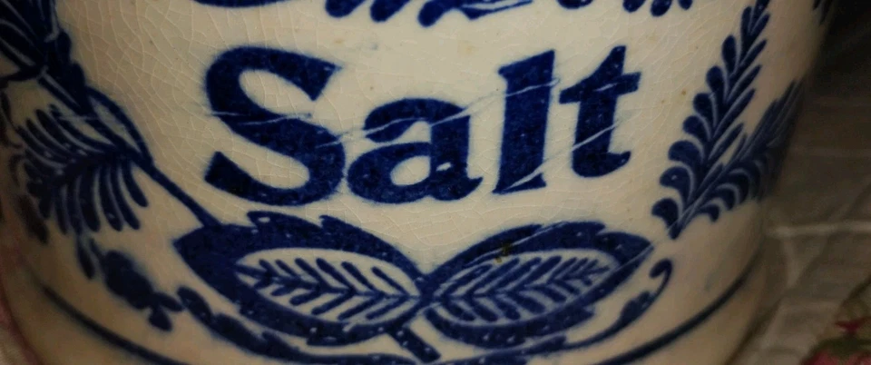 Antigua caja de sal de cebolla azul | Gran bodega de cerámica montaje en pared o encimera Foto 4 de 4
