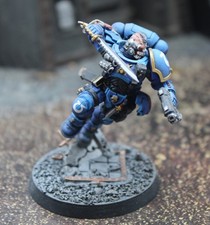 Space Marines Ultramarines Lieutenant in Reiver Armor - Well Painted 4761