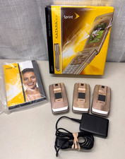 Lot of 3 Sanyo Katana DLX SCP-8500 Champagne Flip Cell Phones Sprint