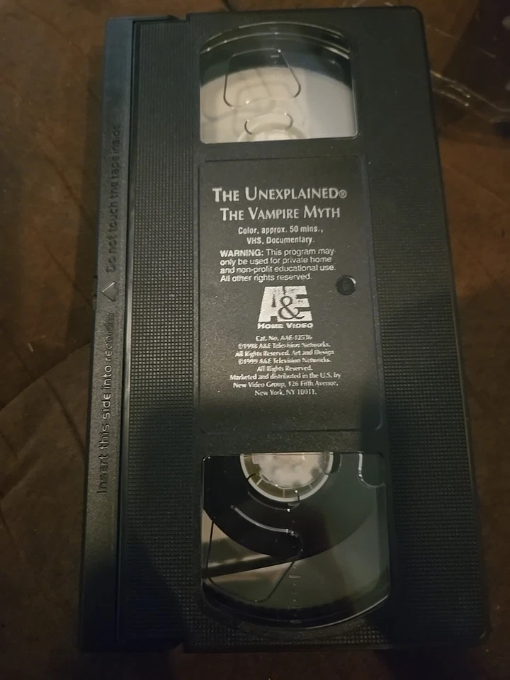 A&E The Unexplained - The Vampire Myth Documentary VHS 1998 Rare - Image 3 of 4