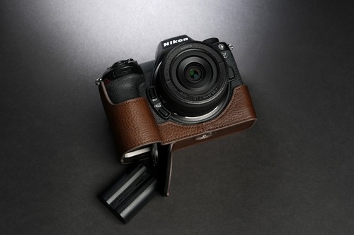 Funda de cuero genuino para media cámara para cámara Nikon Z6III Z6 III - Imagen 2 de 37