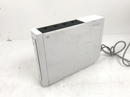 Nintendo Wii Console Bundle #2 - Picture 5 of 6