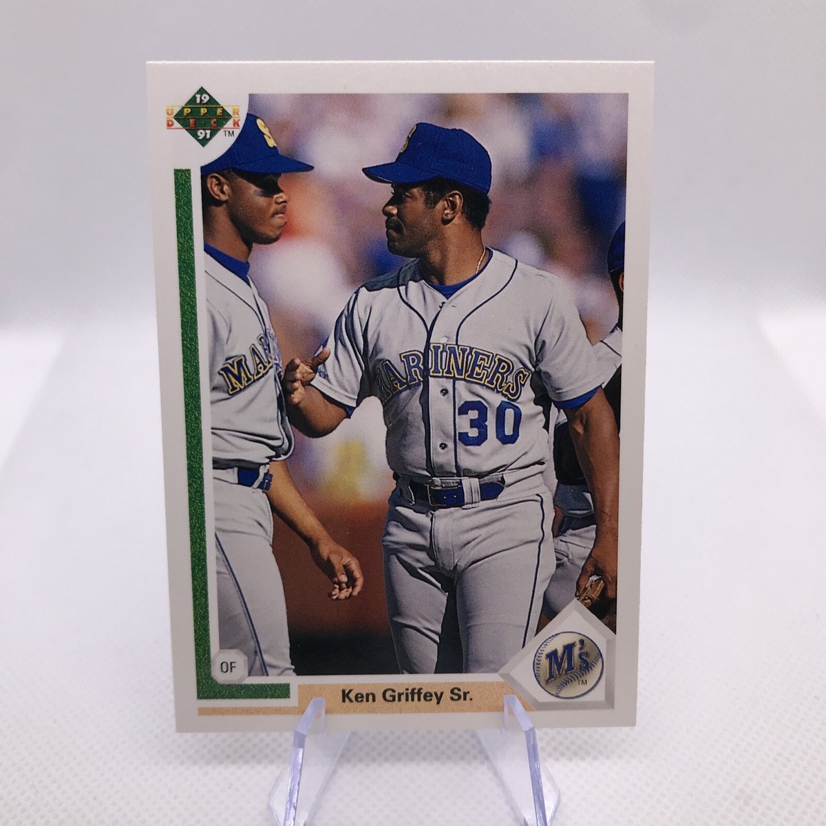 1991 Upper Deck KEN GRIFFEY SR / KEN GRIFFEY JR Card #572 Seattle