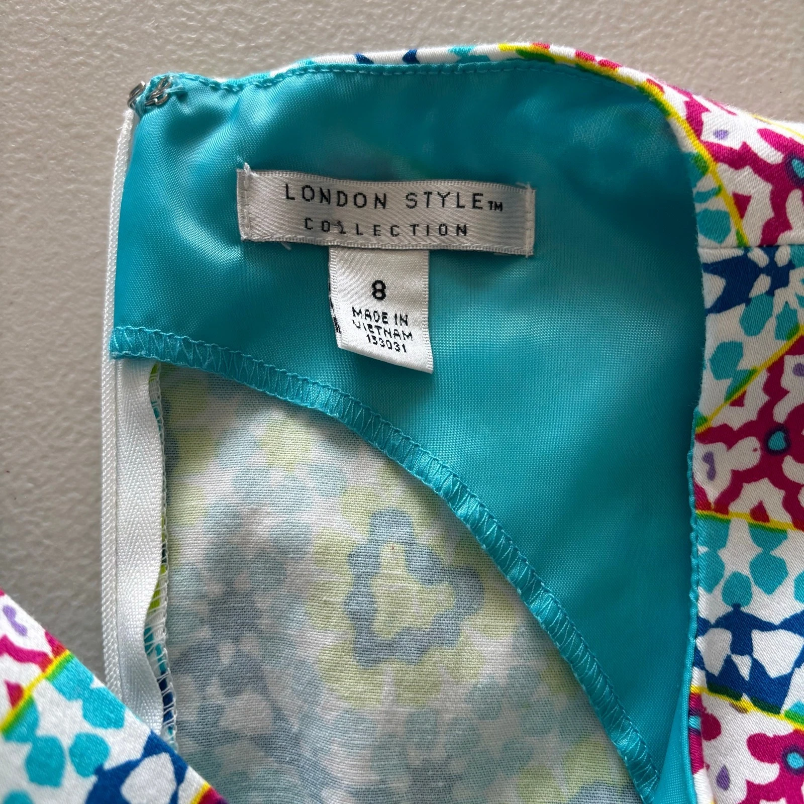 VETEMENTS Abito smanicato stile londinese donna taglia 8 multicolore elasticizzato floreale paisley