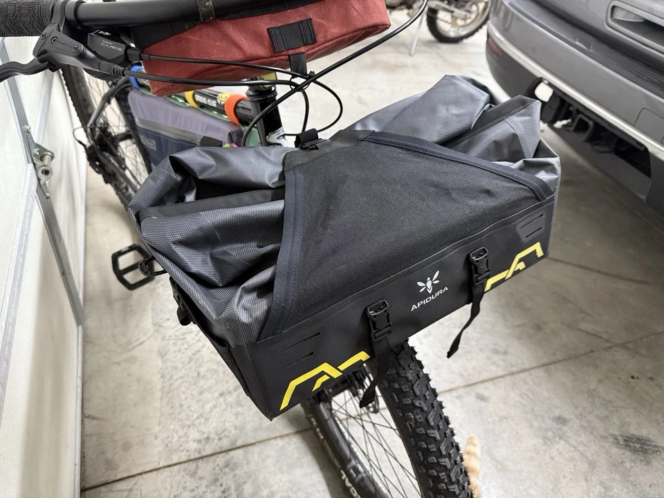 Apidura Expedition Front Rack Bag 30l Bikepacking Pack - Image 3 of 3