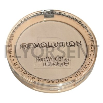 Makeup Revolution - Satin Matte Powder Foundation - Shade Translucent  NWOB