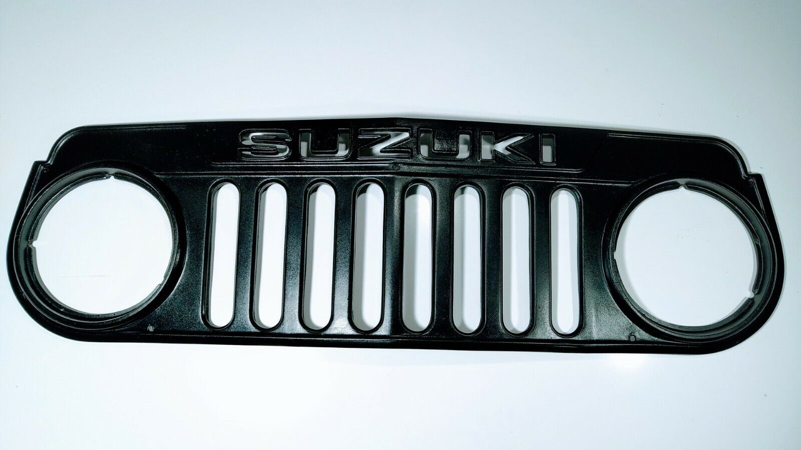 Suzuki lj80 Grill Front 