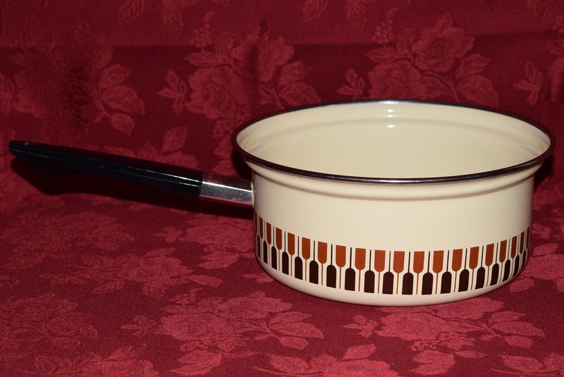 Vintage Italian Moneta Saucepan Enamel 2Qt Dragone Pot MCM Brown Tan