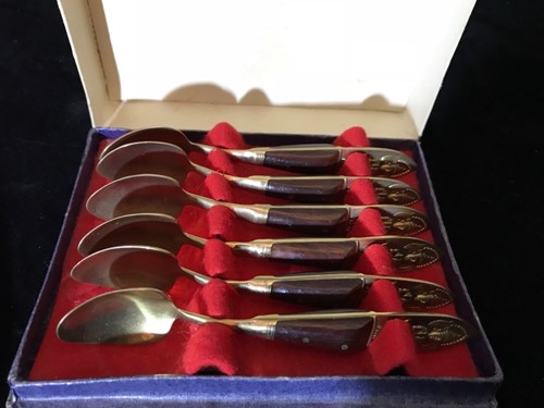 VINTAGE-6 SIAME BRONZE SPOONS WITH WOOD - Picture 5 of 5