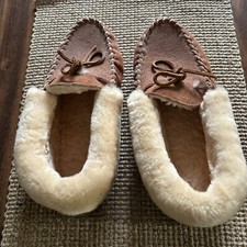 OLD FRIEND WOMEN'S SHEEPSKIN LINED SLIPPER MOCCASIN BROWN  Size 11