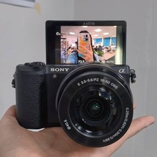 Sony Alpha a5100 24.3MP Mirrorless Digital Camera w/16-50mm Lens Black 95 New