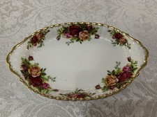 Royal Albert Old Country Roses ?Regal Tray? / ?Oval Eared Serving Dish? 8.5?