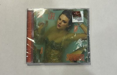 洋楽 THE LIFE OF A SHOWGIRL CD SIGNED PHOTO 2 Taylor Swift - The Life of a Showgirl CD + Hand Signed Photo 2 | eBay