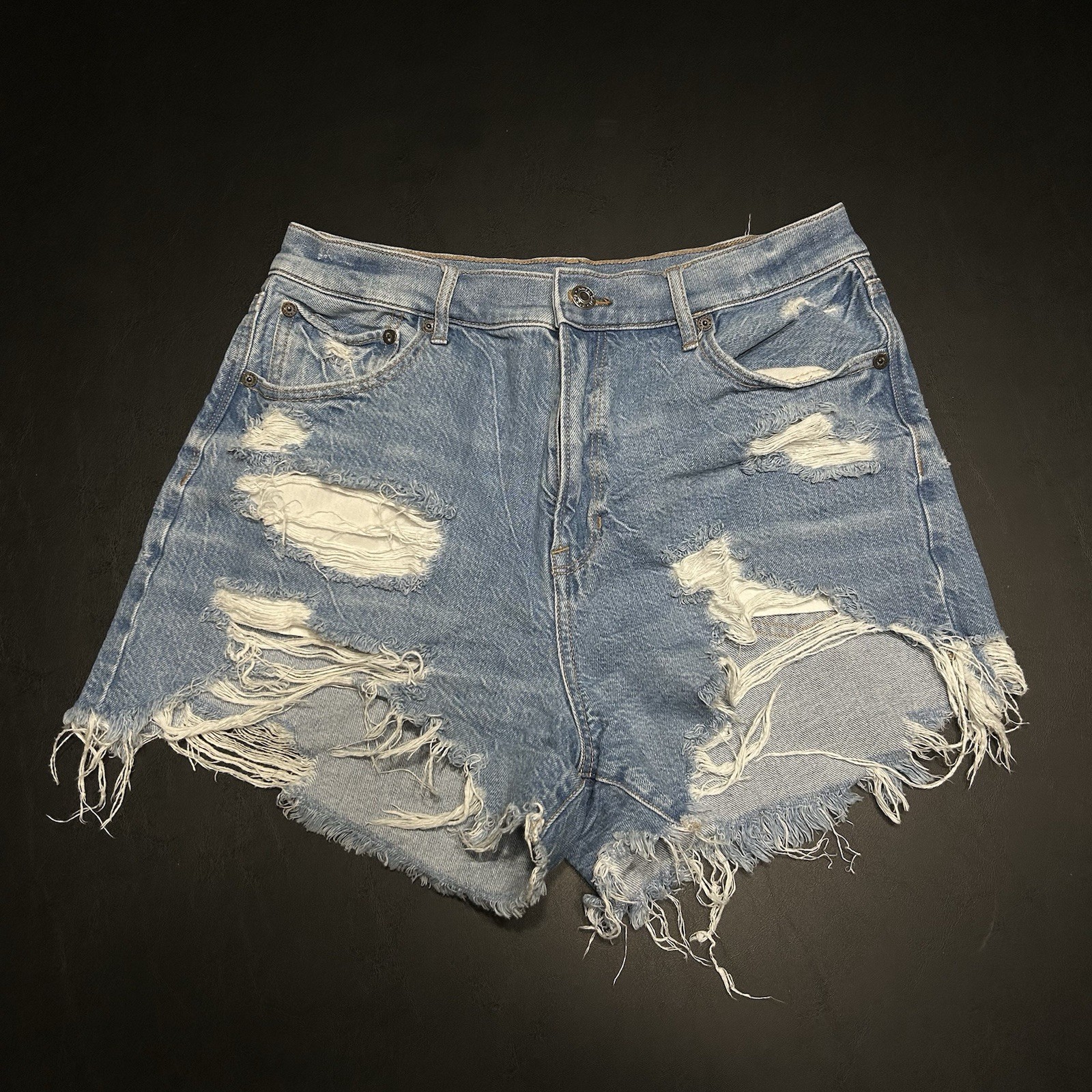 American Eagle Highest Rise 90s Boyfriend Shorts Women’s Size 10 Distressed Blue
