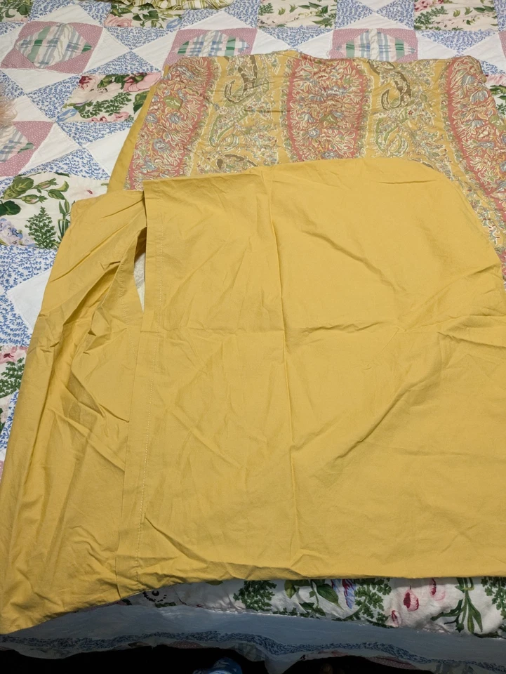 Par de fundas de almohada de cachemira Pottery Barn Colette euro cuadradas amarillo naranja Foto 4 de 4