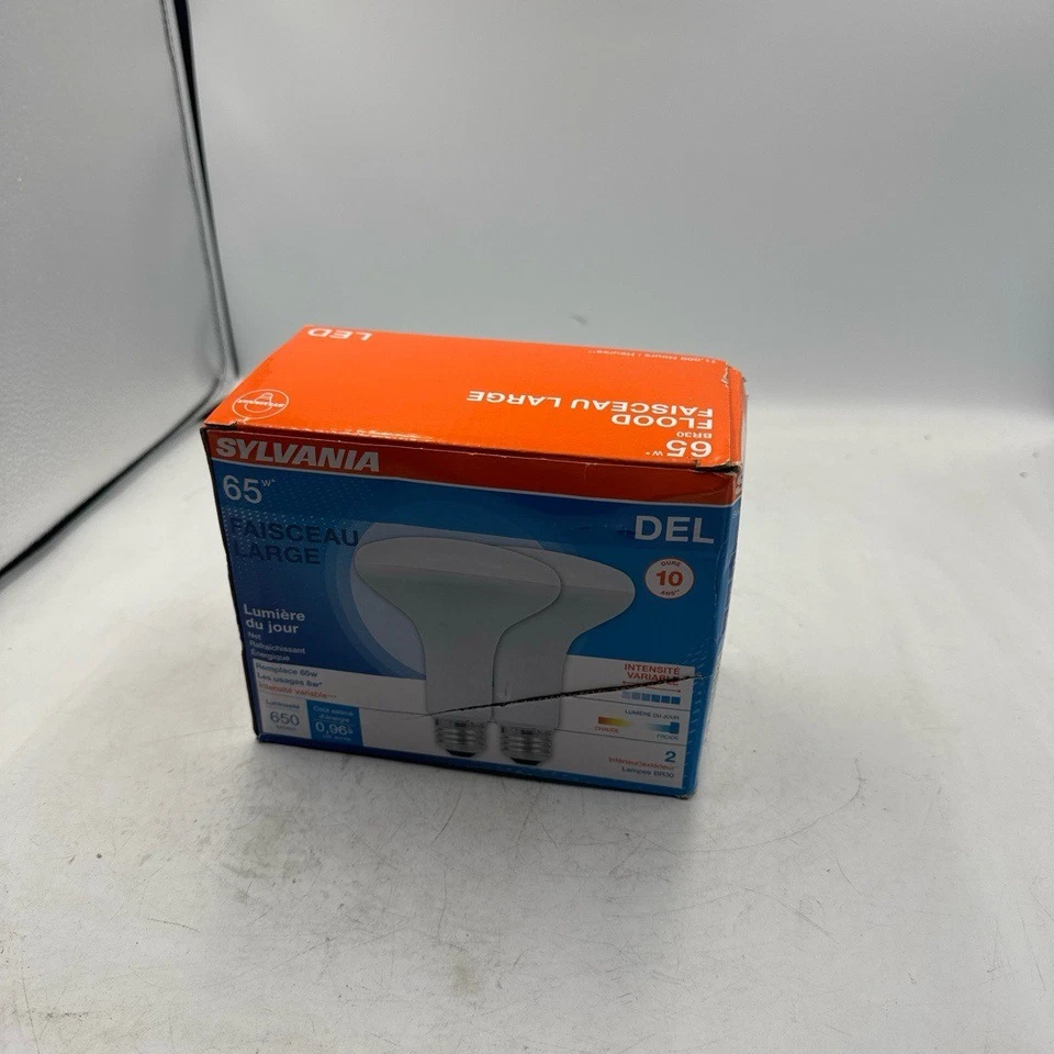 SYLVANIA LED Flood Light Bulb 65W Equivalent 8W Daylight BR30 Dimmable Long Life - Image 2 of 4