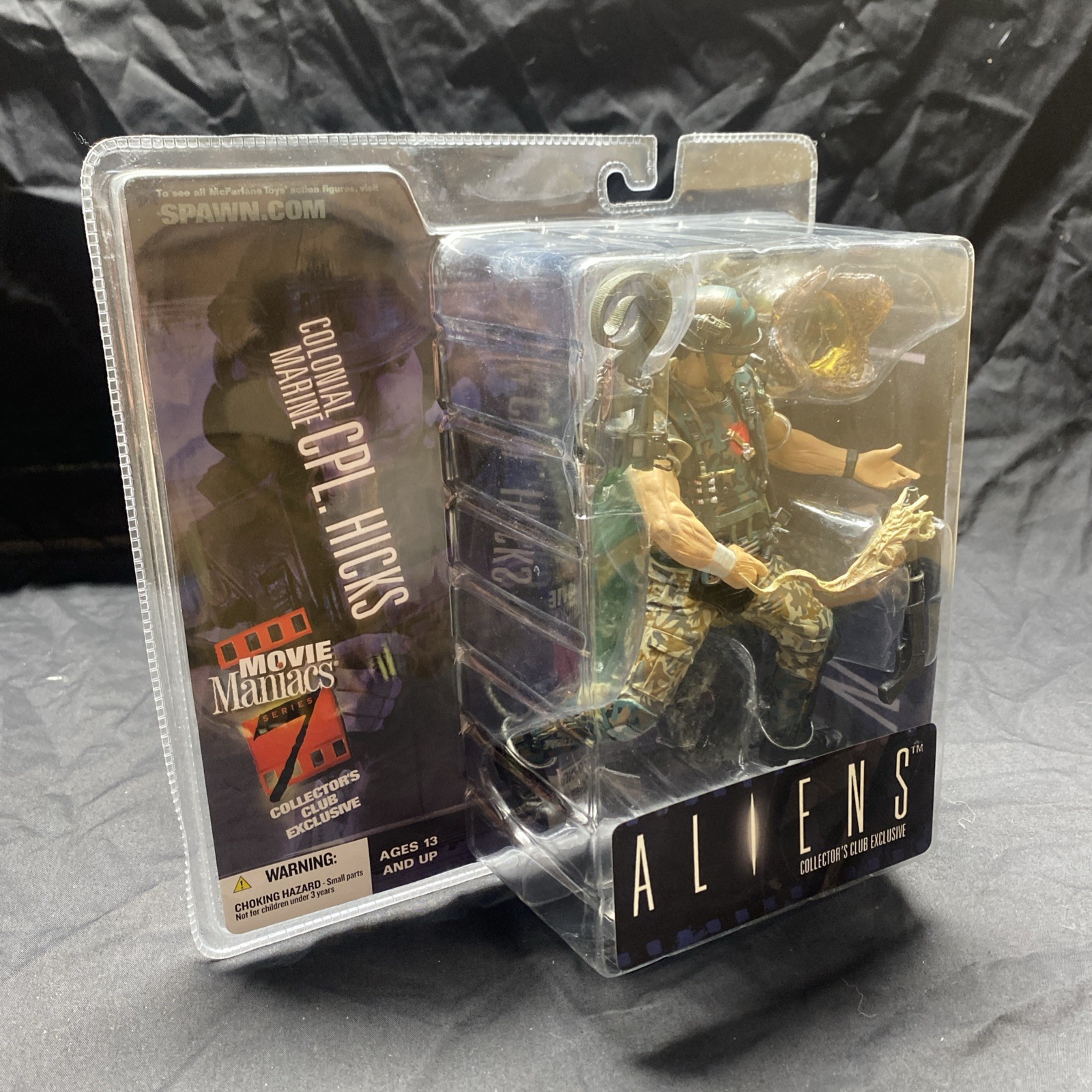 McFarlane  Aliens Collector's Club Exclusive CPL. Hicks with helmet