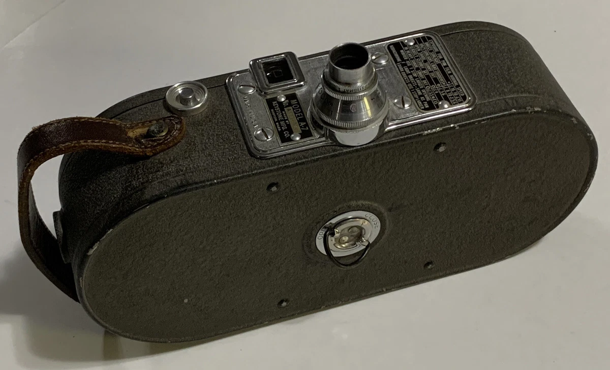 Vintage KEYSTONE 16mm A-15 Newport Deluxe Movie Camera