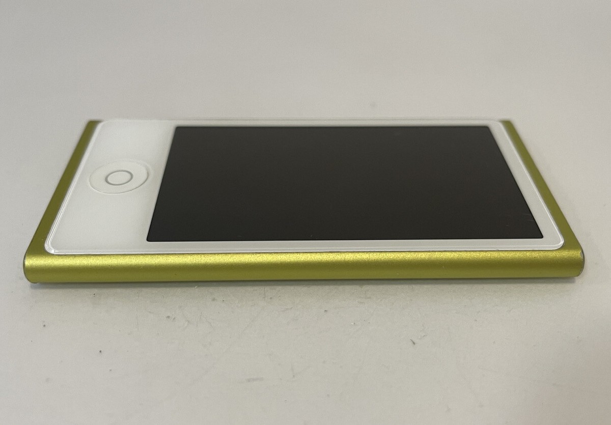 Apple iPod nano 7th Generation Yellow (16 GB) Works Great