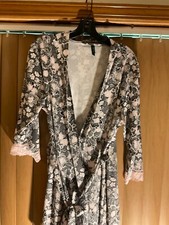 Laura Ashley Pink/Black floral robe size Large Belted